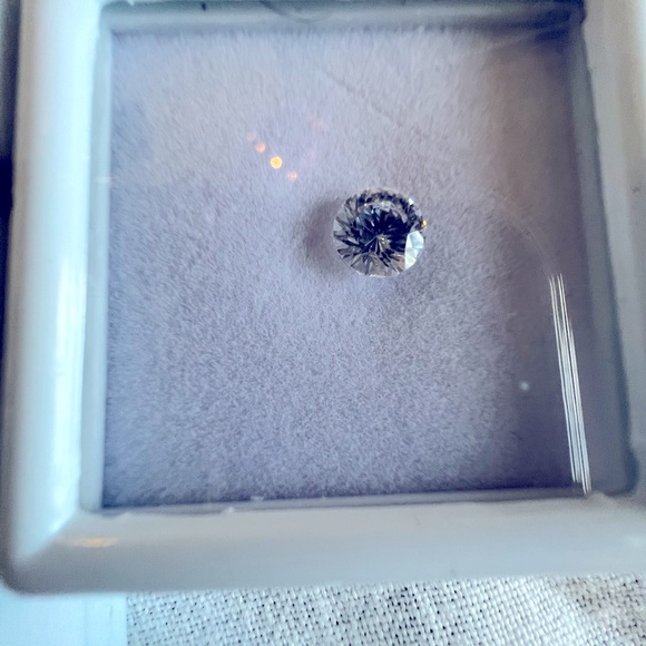 Swarovski ZIRCONIA clear stones multi-sizes,9 pcs - Picture 5 of 11